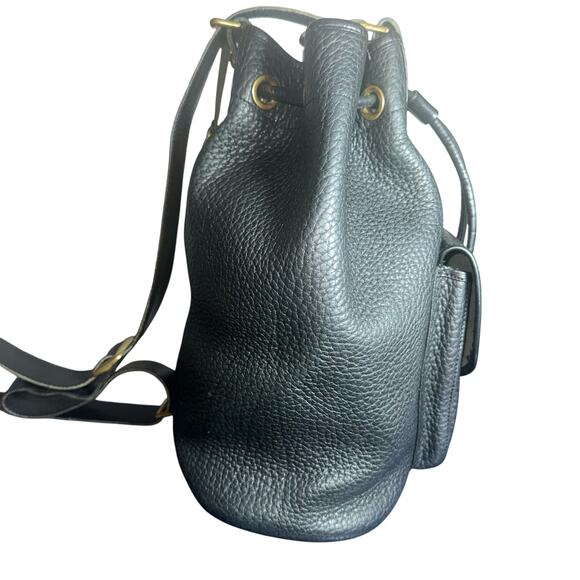 Vintage Dooney & Bourke Black All Weather Leather Sling Backpack Quiet Luxury - Picture 3 of 13